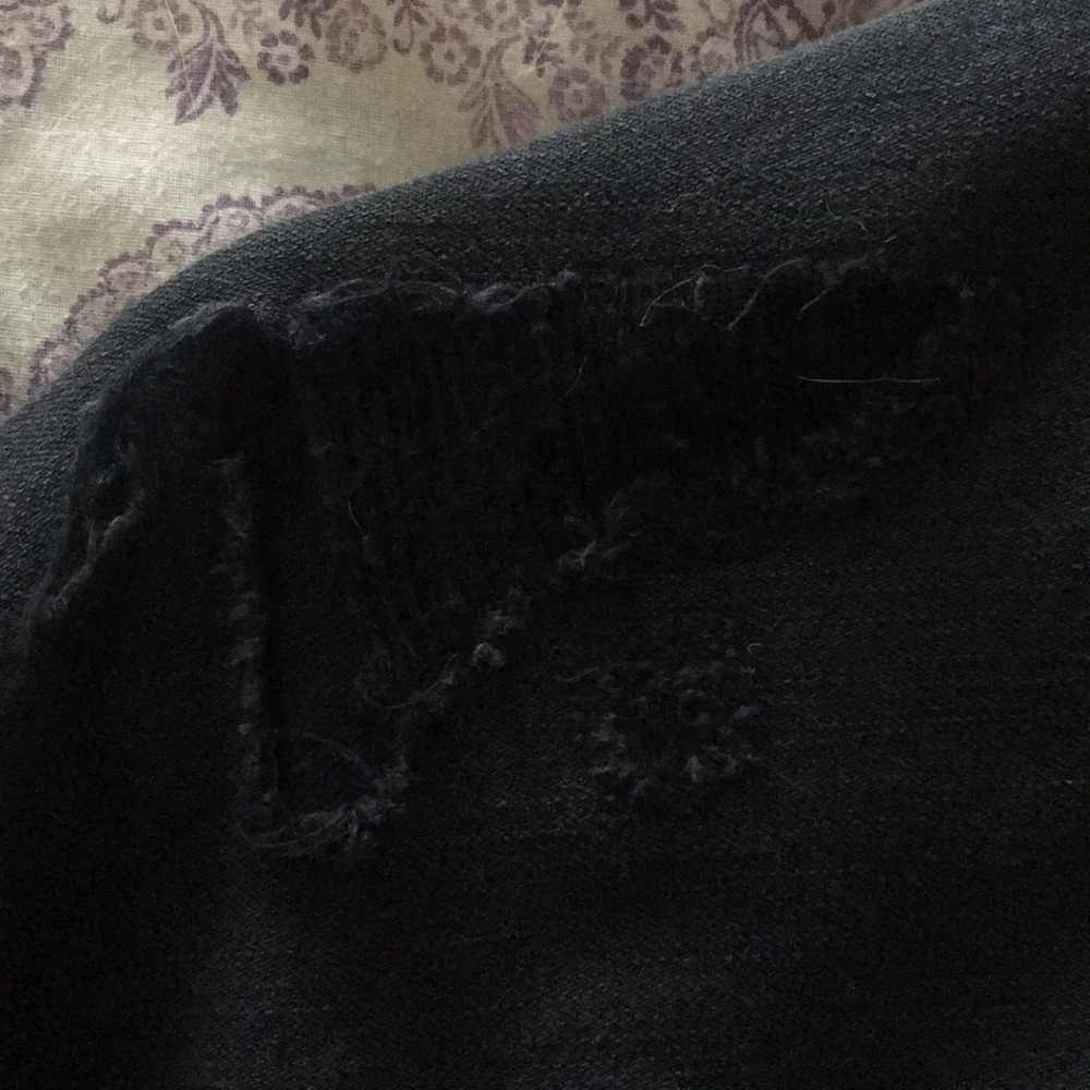 American Eagle Distressed Button Down - image 6